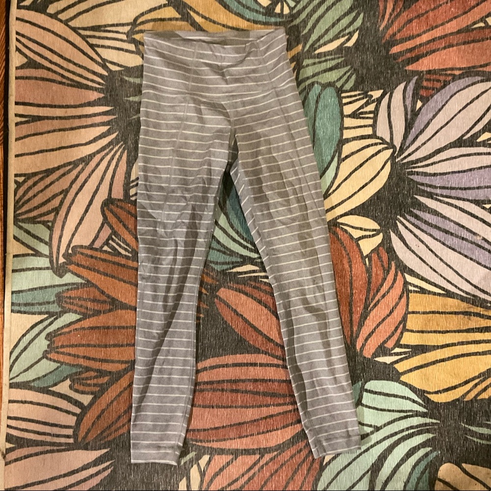 Athleta Gray White Striped Legging